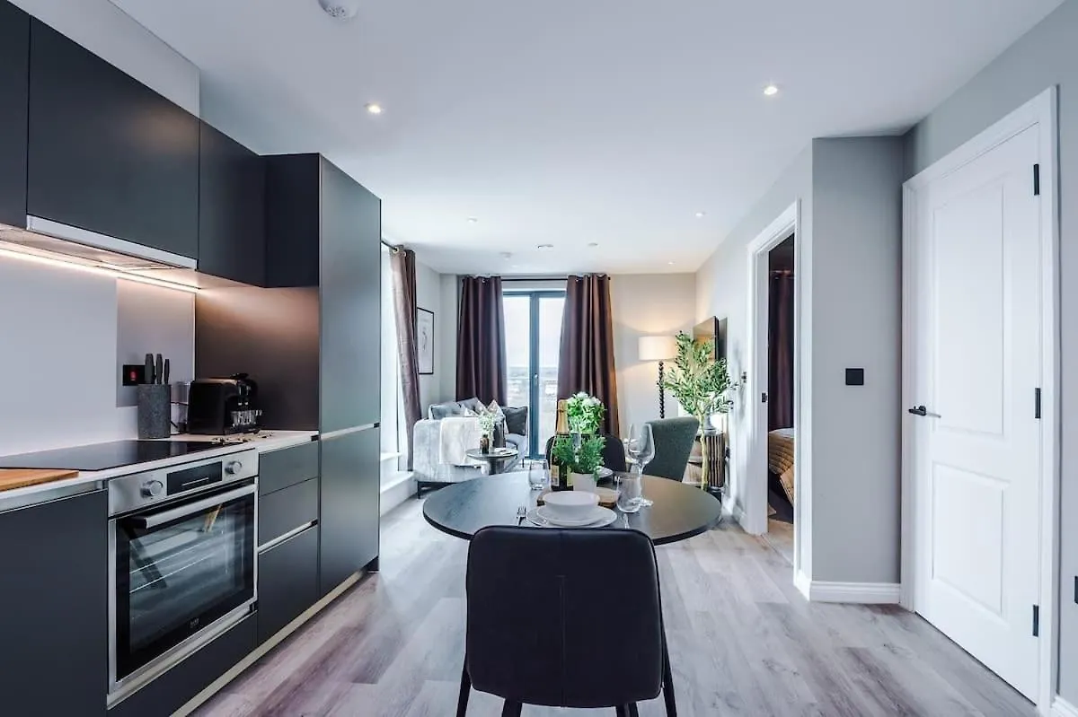 Leeds City Centre - Roof Terrace & Free Parking 영국