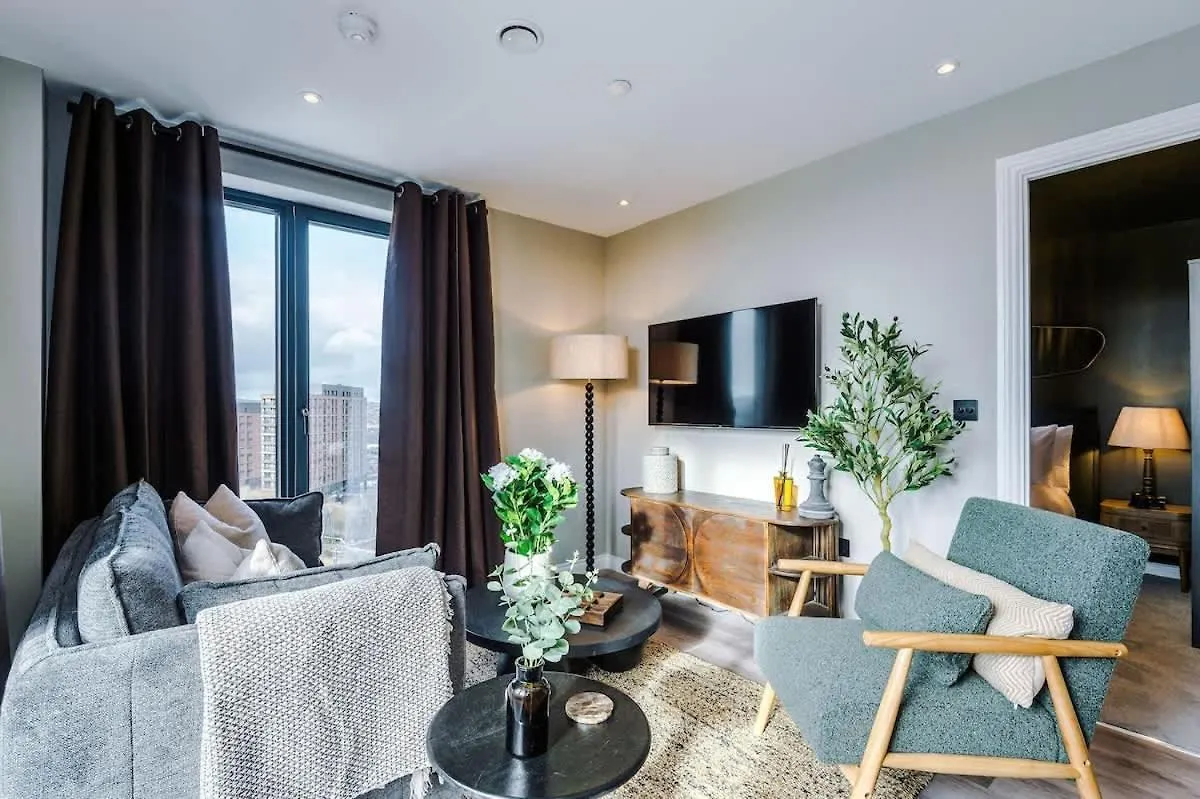 Leeds City Centre - Roof Terrace & Free Parking 0*, 리즈 영국